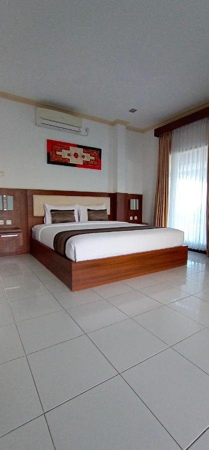 Friends Beach Hotel Kuta  Exteriér fotografie