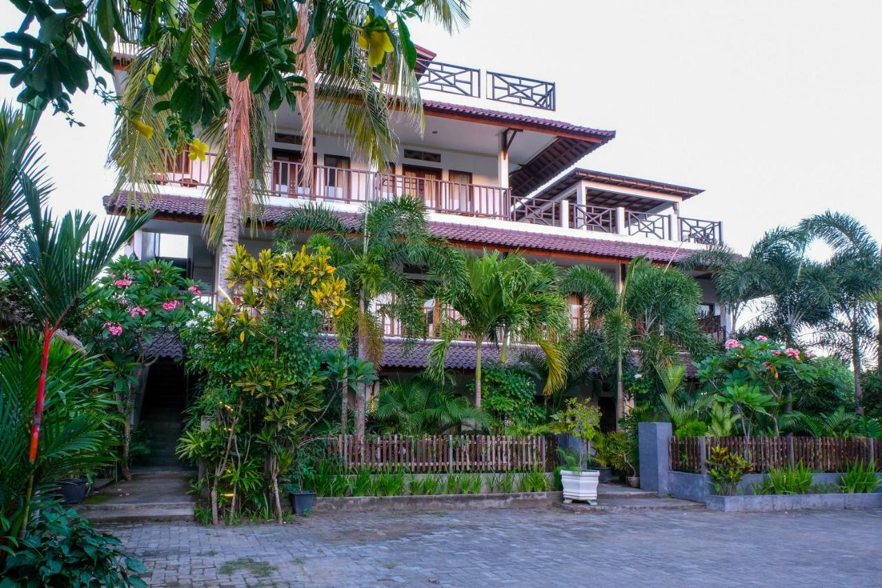Friends Beach Hotel Kuta  Exteriér fotografie